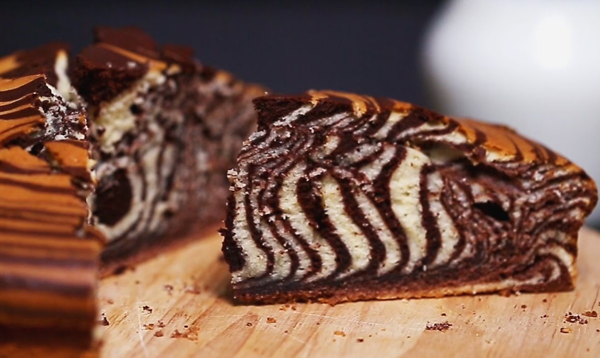 עוגת "זברה" קלה להכנה - כולל סרטון 1 עוגת "זברה" קלה להכנה - כולל סרטון