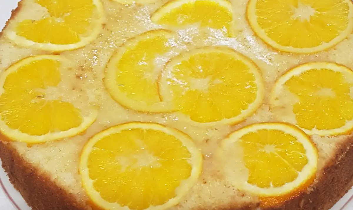 עוגת תפוזים הפוכה ומפנקת של דבי ואזנה 1 עוגת תפוזים הפוכה ומפנקת של דבי ואזנה